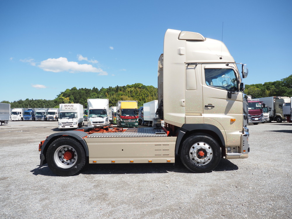 日野 プロフィア トラクタ 大型 2DG-SH1EEGG 年式 R4[写真09]