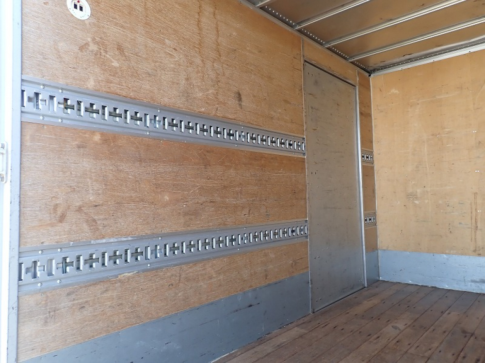 日野 デュトロ バン車 小型 TKG-XZC600M 年式 H28[写真07]