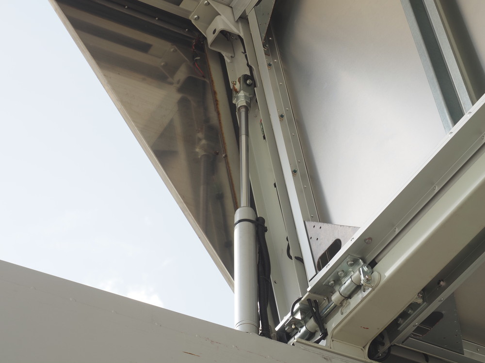 日野 プロフィア ウイング車 大型 2DG-FW1EHG 年式 H30[写真19]