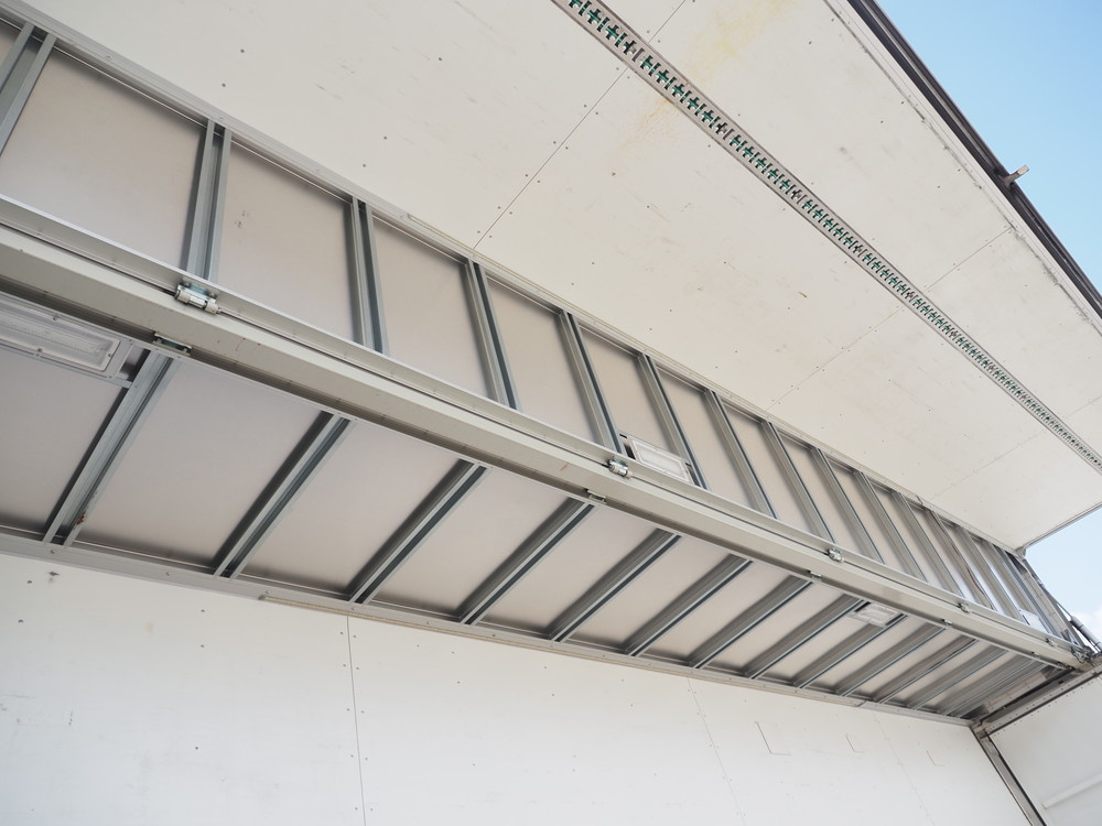 日野 プロフィア ウイング車 大型 2DG-FW1EHG 年式 H30[写真23]