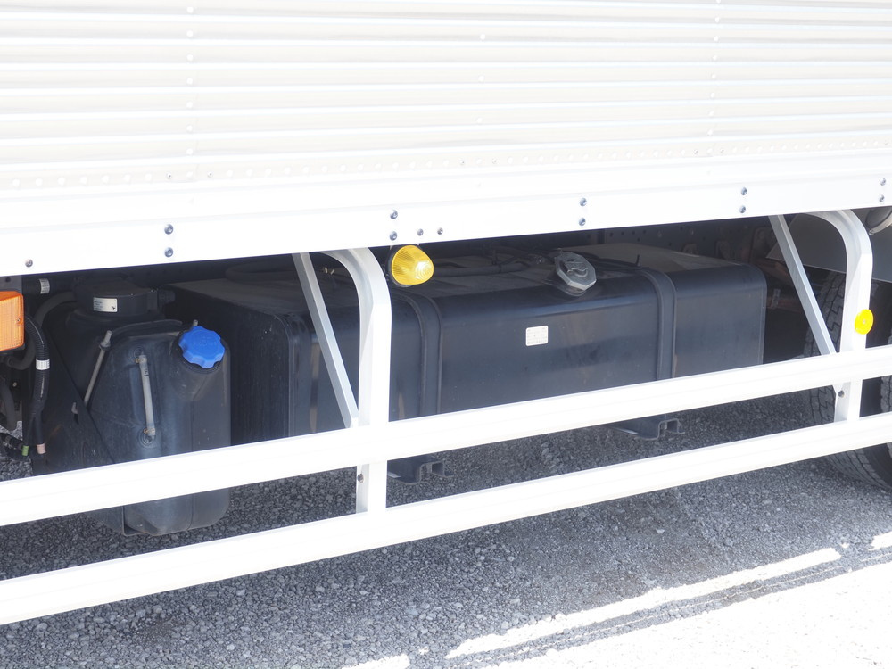 いすゞ フォワード バン車 中型 2RG-FRR90S1 年式 H30[写真11]