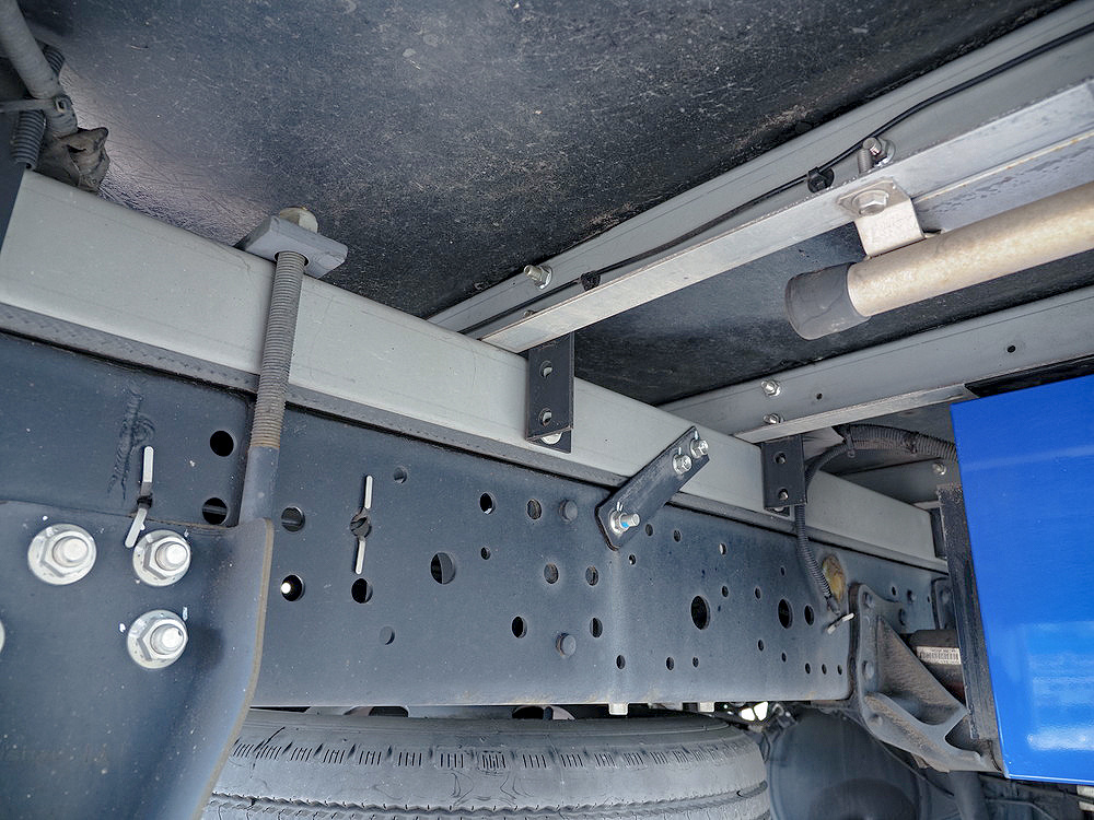 いすゞ エルフ 冷凍バン 小型 TPG-NPR85AN 年式 H29[写真36]