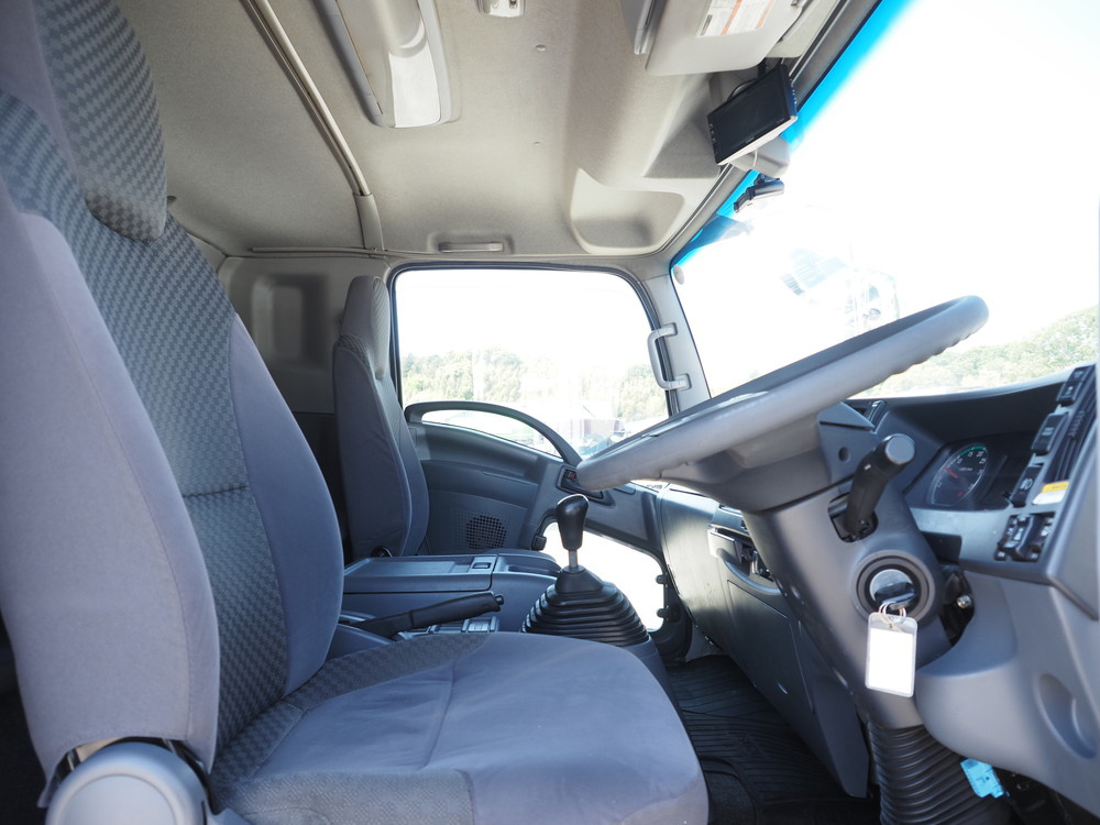 いすゞ フォワード ウイング車 中型 2RG-FRR90T2 年式 R1[写真31]