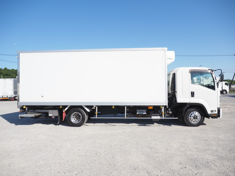 いすゞ フォワード 冷凍バン 中型 TKG-FRR90S2 年式 H30[写真06]