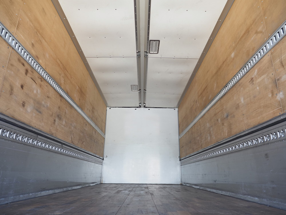 いすゞ フォワード ウイング車 中型 TKG-FRR90T2 年式 H29[写真24]