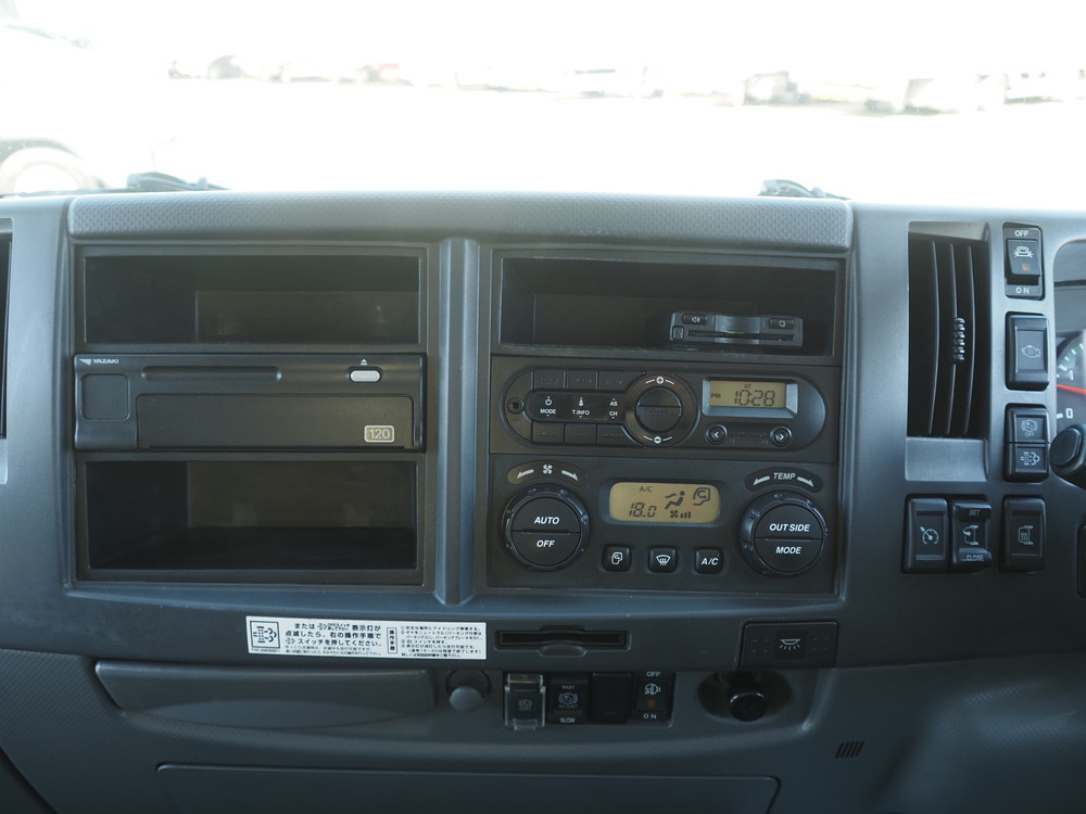 いすゞ フォワード ウイング車 中型 TKG-FRR90T2 年式 H29[写真32]