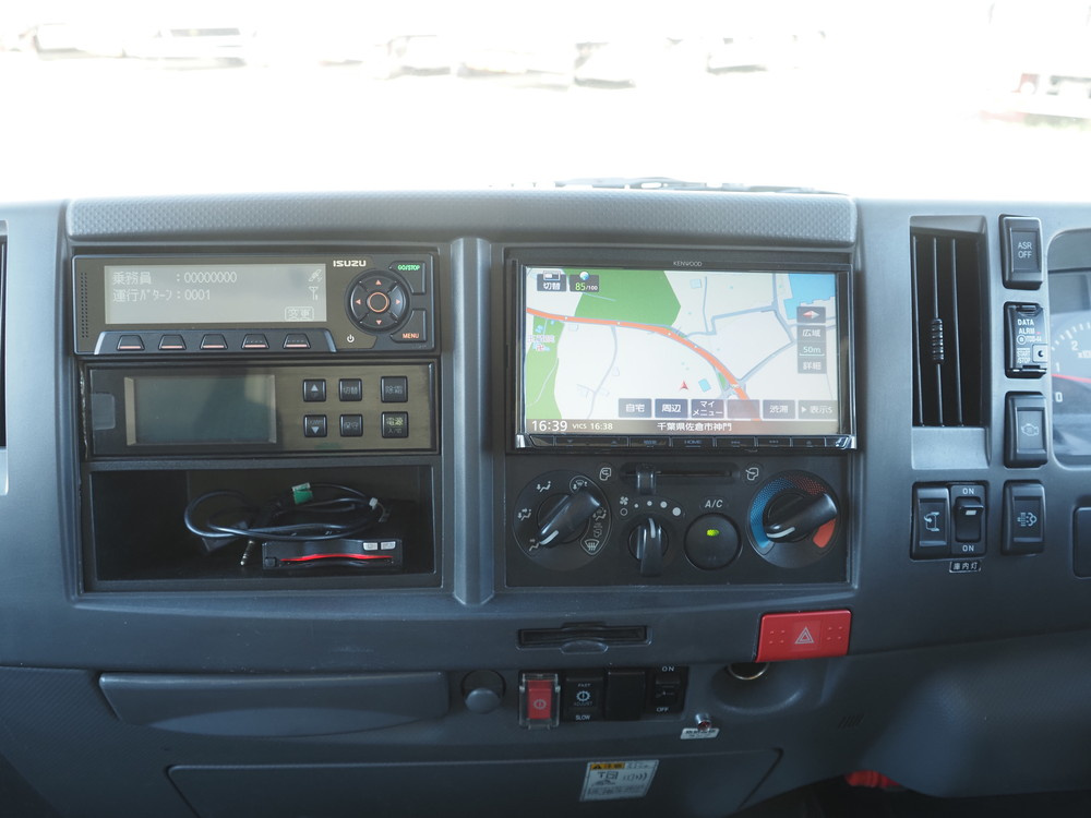 いすゞ エルフ 冷凍バン 小型 TPG-NPR85AN 年式 R1[写真28]