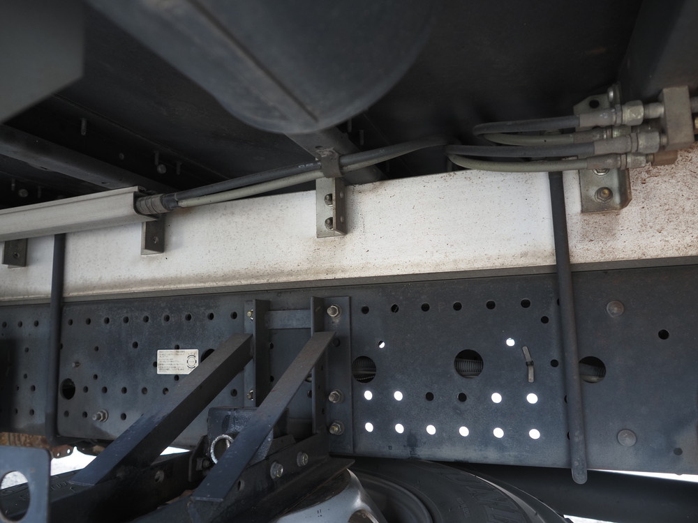 いすゞ フォワード ウイング車 中型 TKG-FRR90S2 年式 H28[写真37]