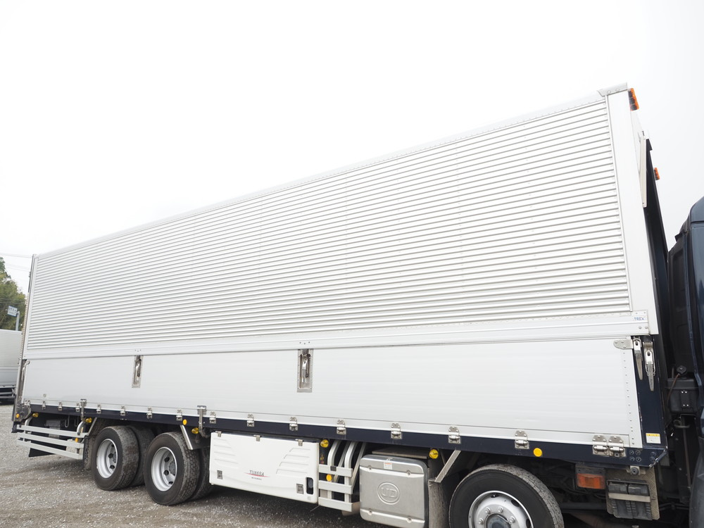 UDトラックス クオン 冷凍ウイング 大型 QKG-CG5ZA 年式 H27[写真11]