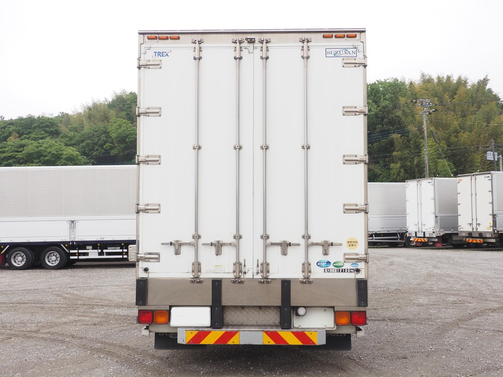 UDトラックス クオン 冷凍ウイング 大型 QKG-CG5ZA 年式 H27[写真06]