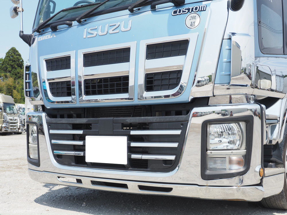 いすゞ ギガ ウイング車 大型 QKG-CYJ77A 年式 H27[写真08]
