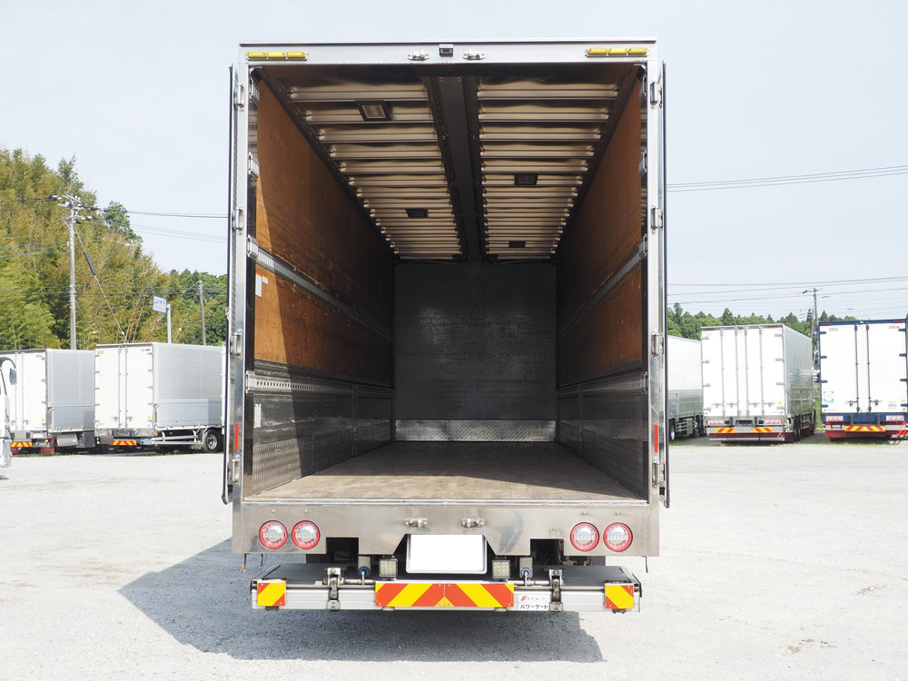 いすゞ ギガ ウイング車 大型 QKG-CYJ77B 年式 H29[写真26]