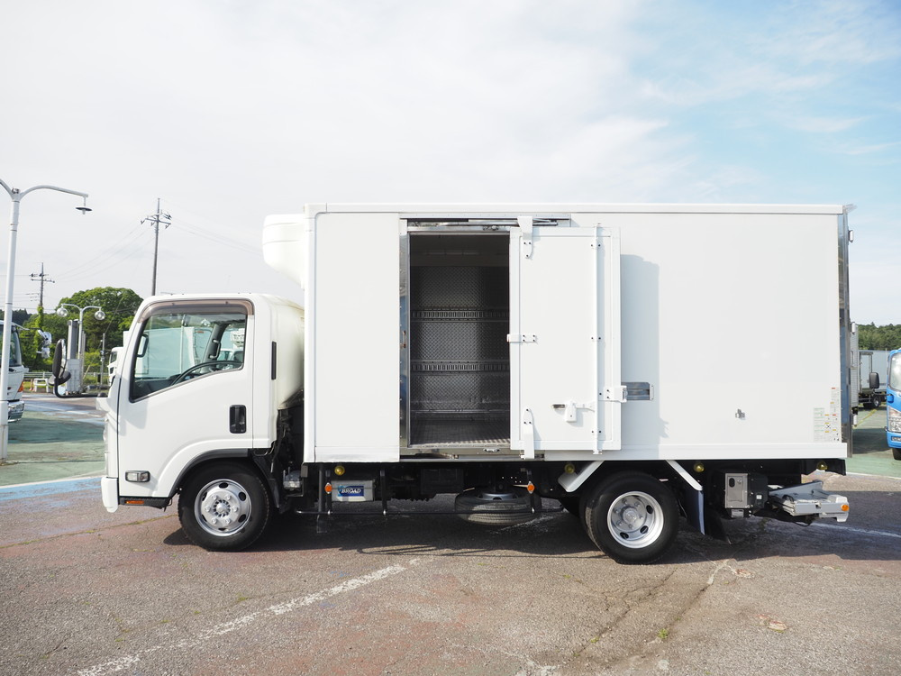 いすゞ エルフ 冷凍バン 小型 TPG-NPR85AN 年式 R1[写真12]