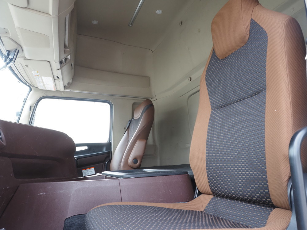 日野 プロフィア ウイング車 大型 2DG-FW1AHG 年式 R3[写真33]