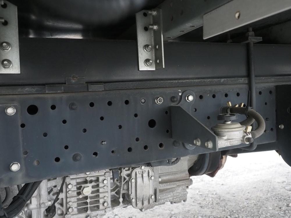 いすゞ エルフ バン車 小型 TPG-NMR85AN 年式 H27[写真27]