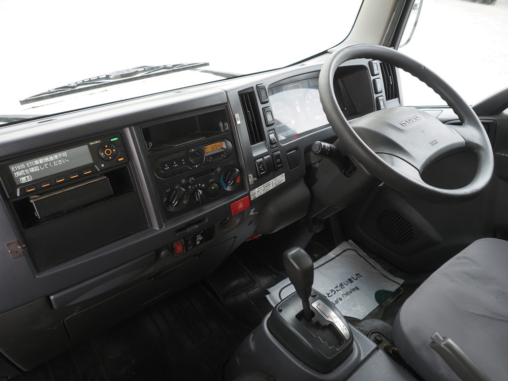 いすゞ エルフ バン車 小型 TPG-NMR85AN 年式 H27[写真21]
