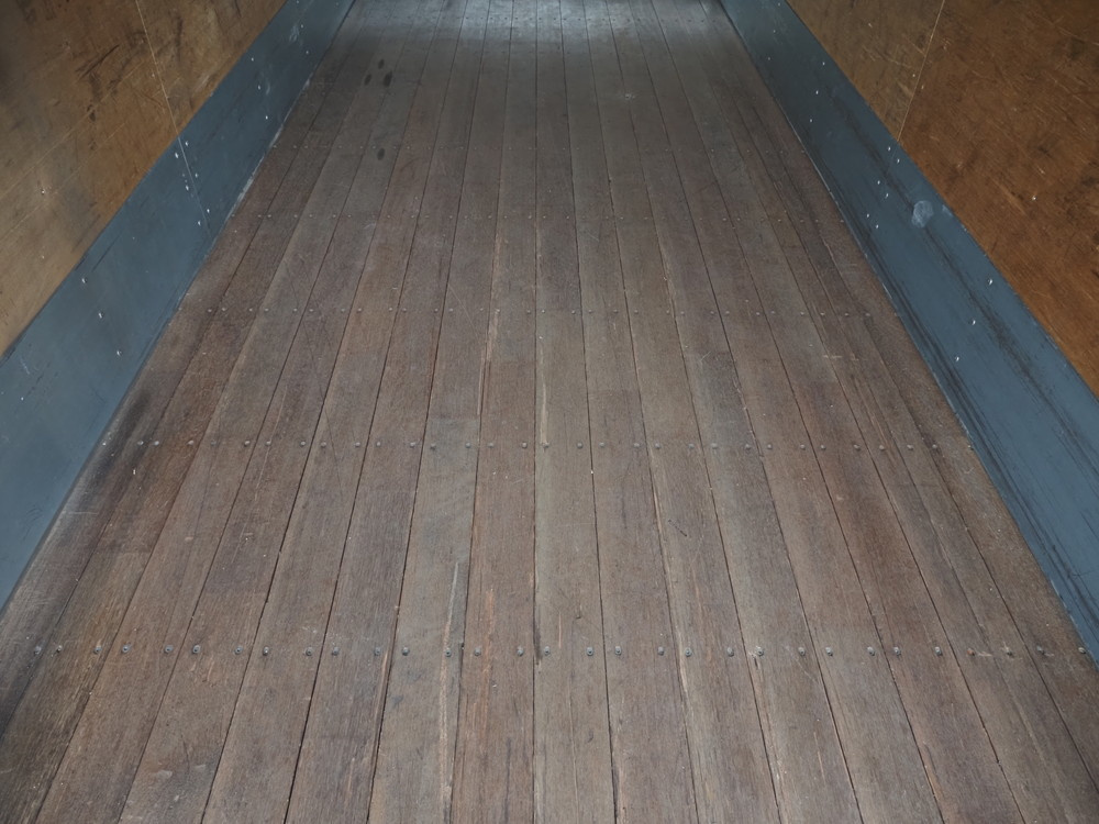 いすゞ エルフ バン車 小型 TPG-NMR85AN 年式 H27[写真13]