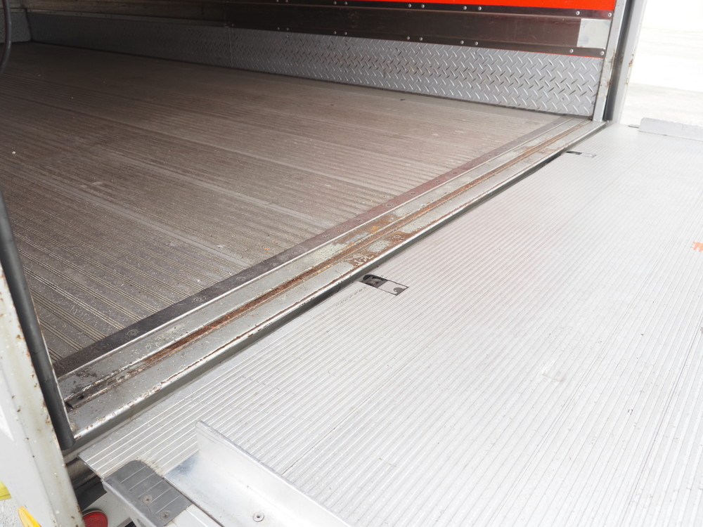 いすゞ エルフ バン車 小型 TKG-NPR85AN 年式 H25[写真17]