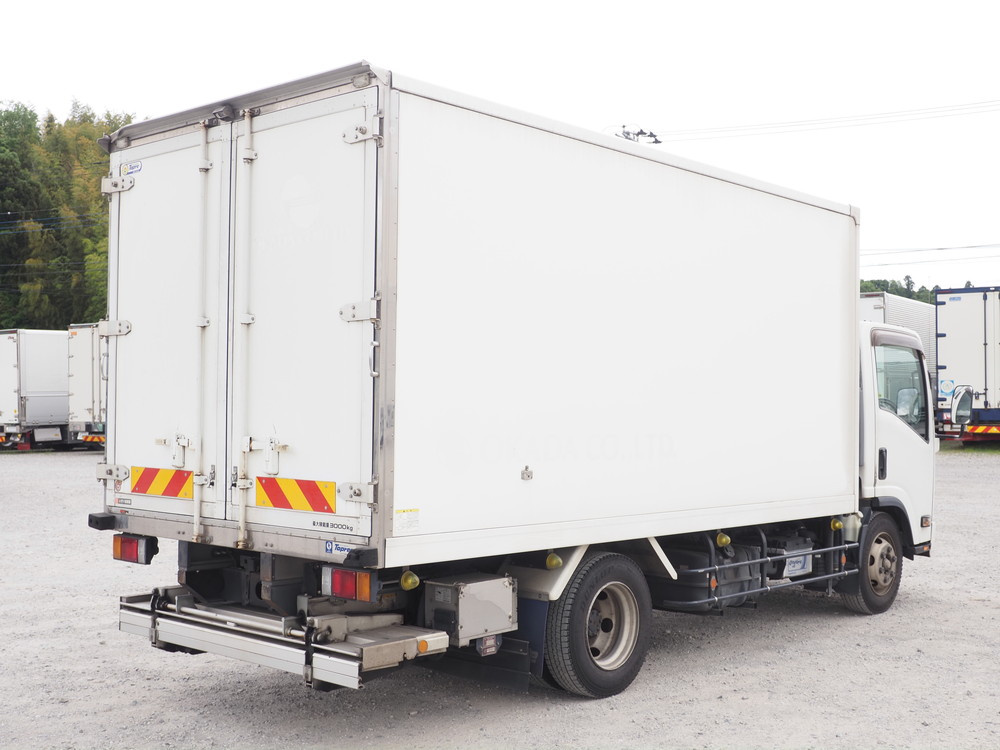 いすゞ エルフ 冷凍バン 小型 TPG-NPR85AN 年式 H28[写真04]