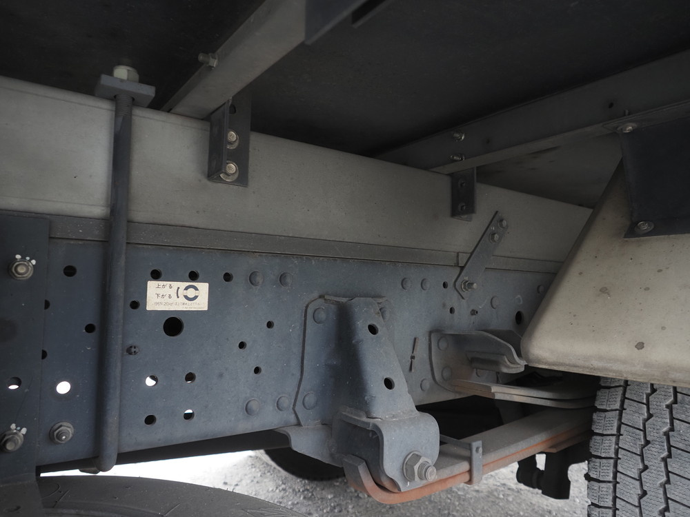 いすゞ エルフ 冷凍バン 小型 TPG-NPR85AN 年式 H28[写真30]