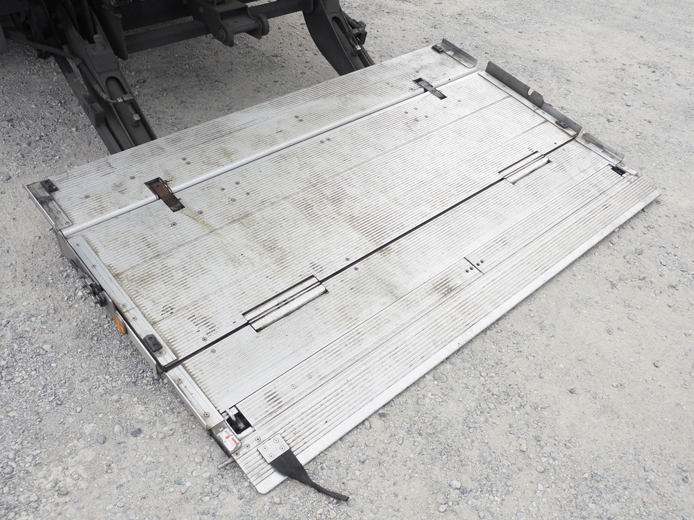 いすゞ エルフ 冷凍バン 小型 TPG-NPR85AN 年式 H28[写真18]