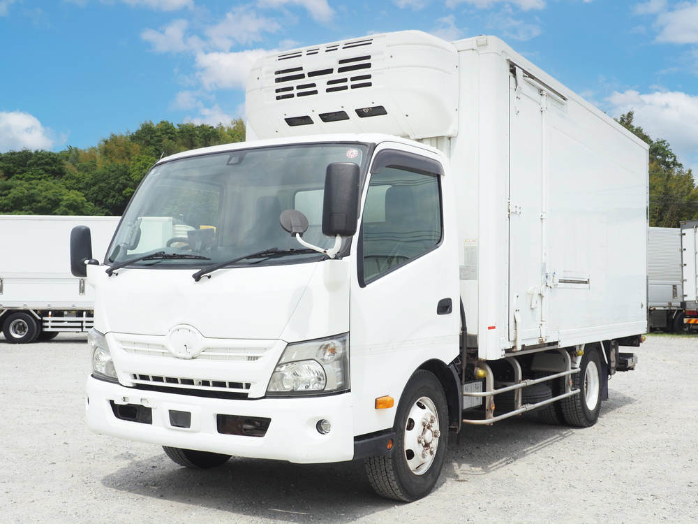 日野 デュトロ 冷凍バン 小型 TPG-XZU712M 年式 H29[写真01]