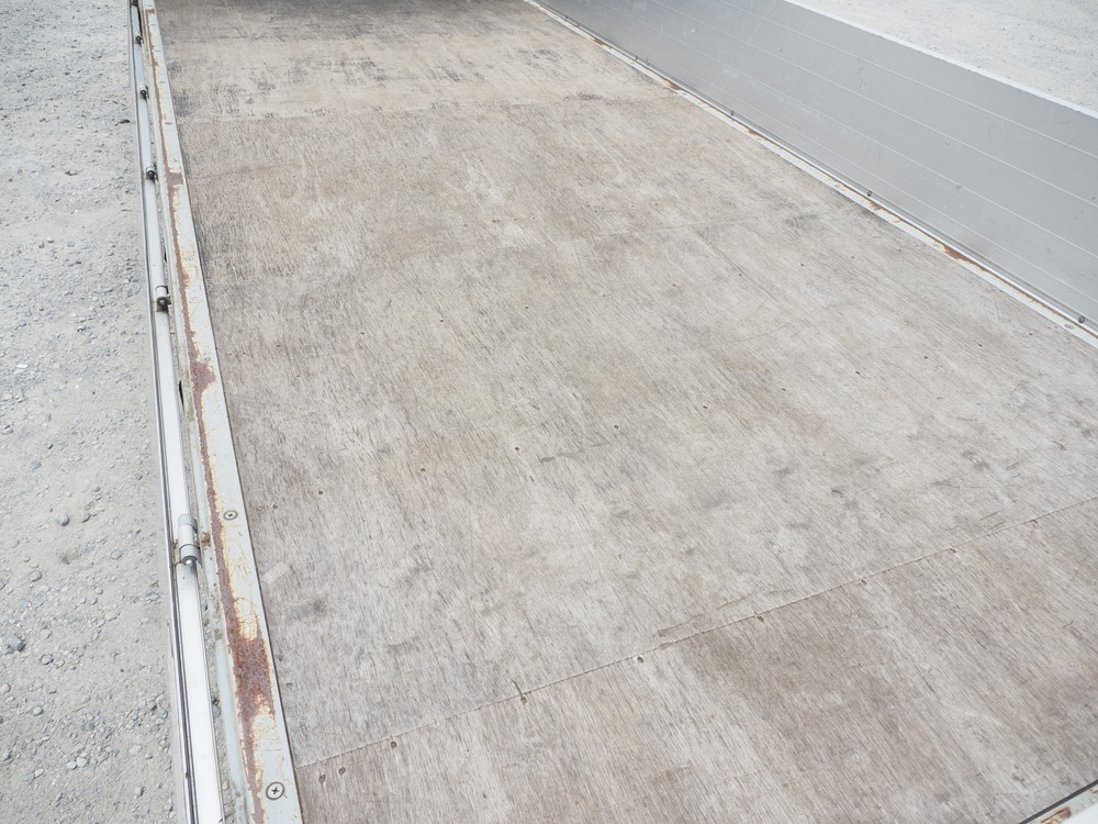 いすゞ エルフ 平ボディ 小型 TRG-NLR85AR 年式 H29[写真16]