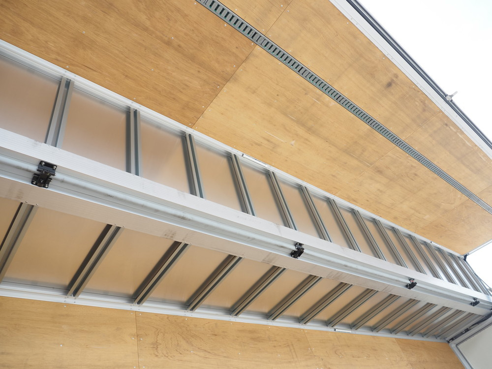 日野 プロフィア ウイング車 大型 2DG-FW1AHG 年式 H30[写真23]