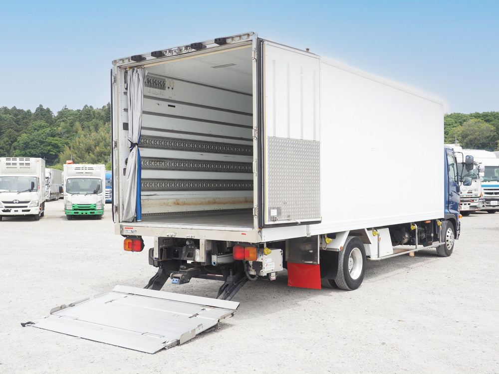 日野 レンジャープロ 冷凍バン 中型 TKG-FC9JKAG 年式 H25[写真21]