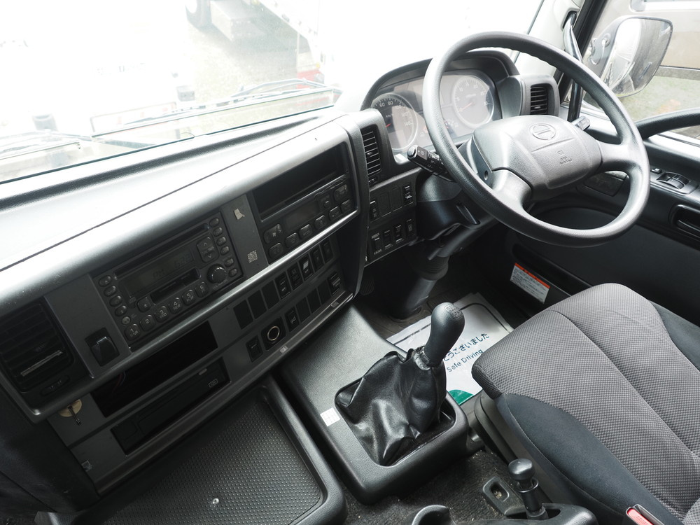 日野 プロフィア ウイング車 大型 QKG-FW1EXBG 年式 H24[写真30]