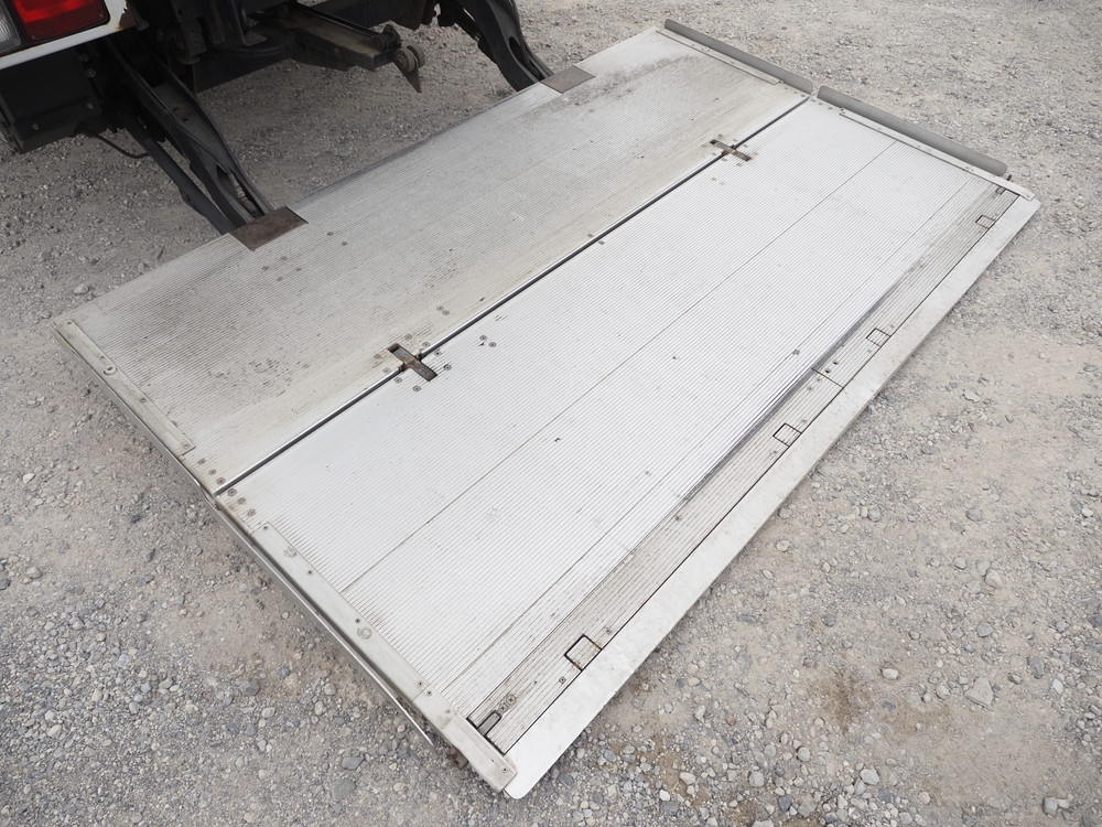 日野 レンジャー ウイング車 中型 2PG-FD2ABG 年式 H30[写真24]