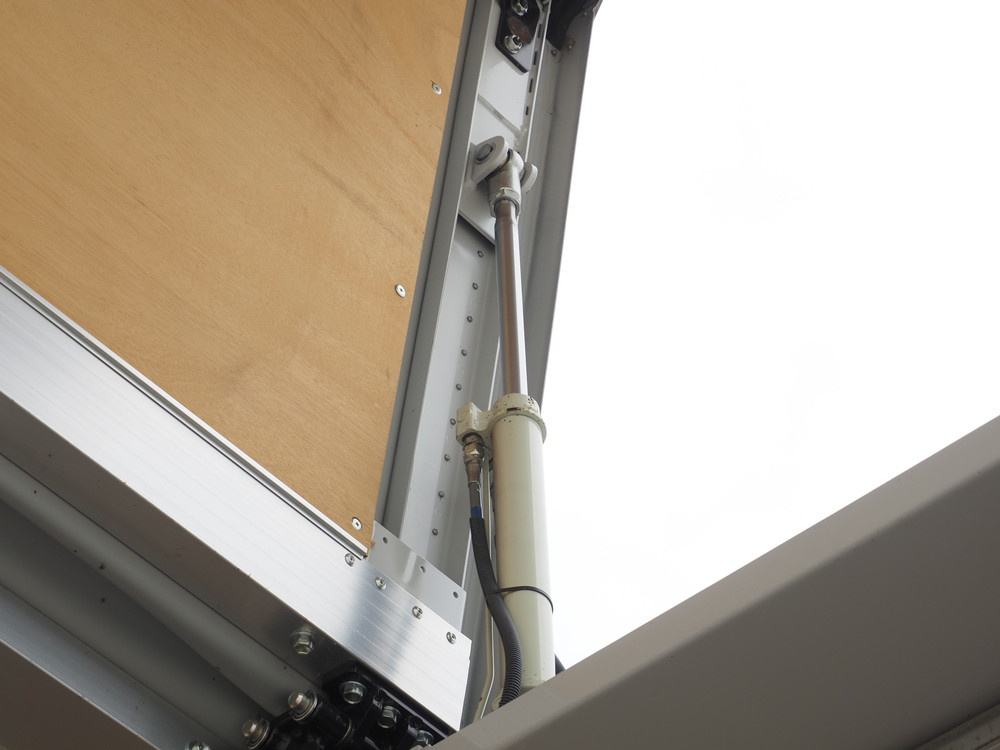 日野 レンジャー ウイング車 中型 2PG-FD2ABG 年式 H30[写真16]