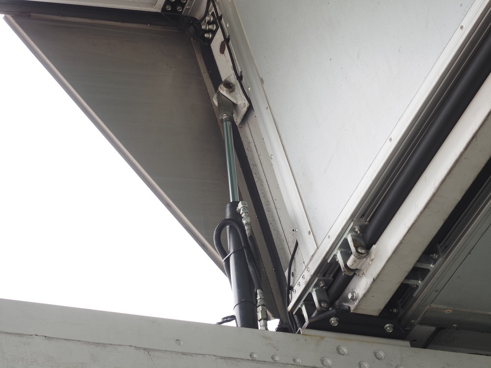 三菱ふそう スーパーグレート ウイング車 大型 QKG-FS54VZ 年式 H26[写真20]