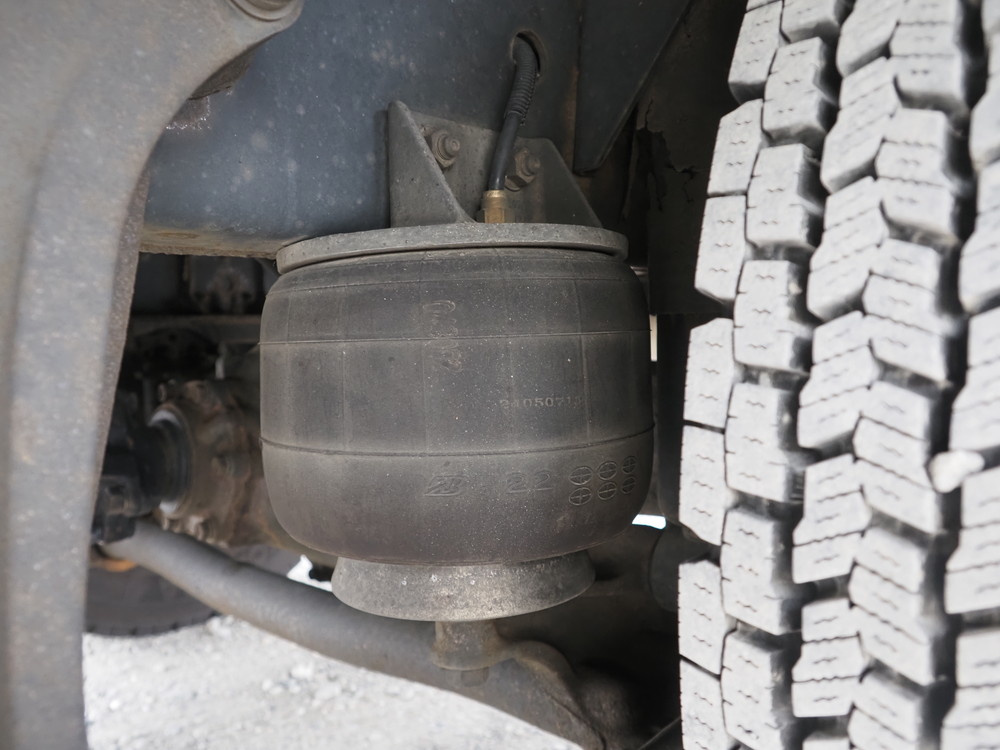 いすゞ フォワード ウイング車 中型 TKG-FRR90T2 年式 H27[写真34]