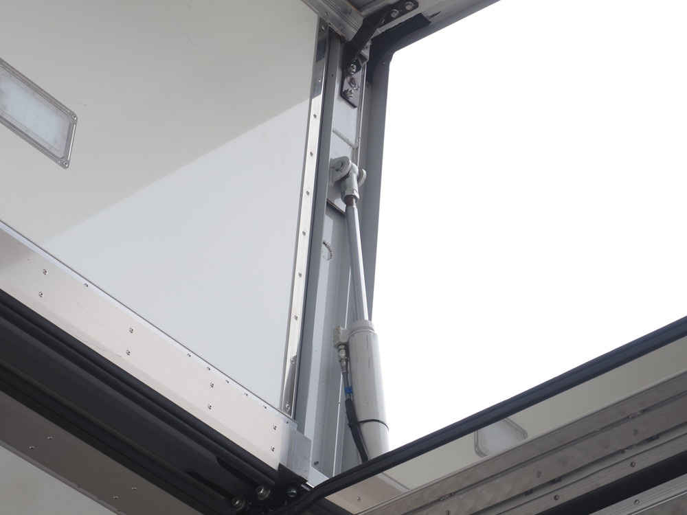 三菱ふそう スーパーグレート 冷凍ウイング 大型 2PG-FU75HZ 年式 R3[写真24]