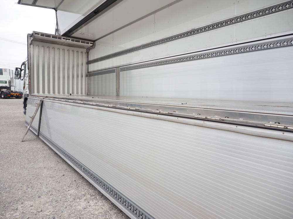 三菱ふそう スーパーグレート 冷凍ウイング 大型 2PG-FU75HZ 年式 R3[写真25]