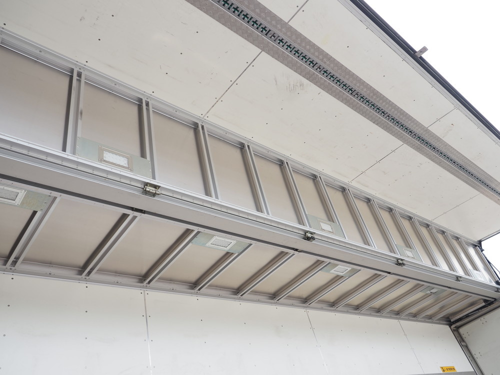 日野 プロフィア ウイング車 大型 2DG-FR1AHG 年式 H29[写真22]