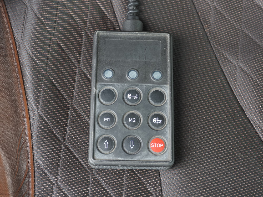 日野 プロフィア ウイング車 大型 2DG-FR1AHG 年式 H29[写真35]