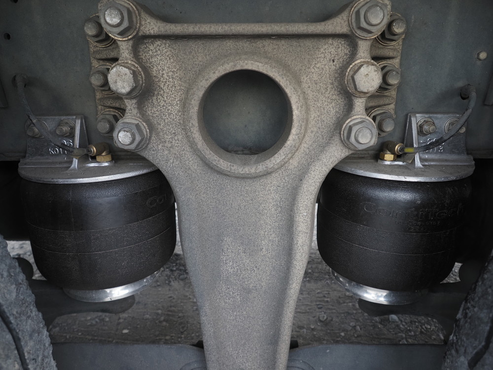 いすゞ ギガ ウイング車 大型 LKG-CYJ77A 年式 H24[写真42]