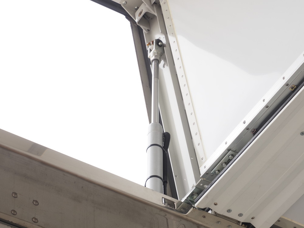 三菱ふそう スーパーグレート ウイング車 大型 2PG-FU75HZ 年式 R2[写真16]