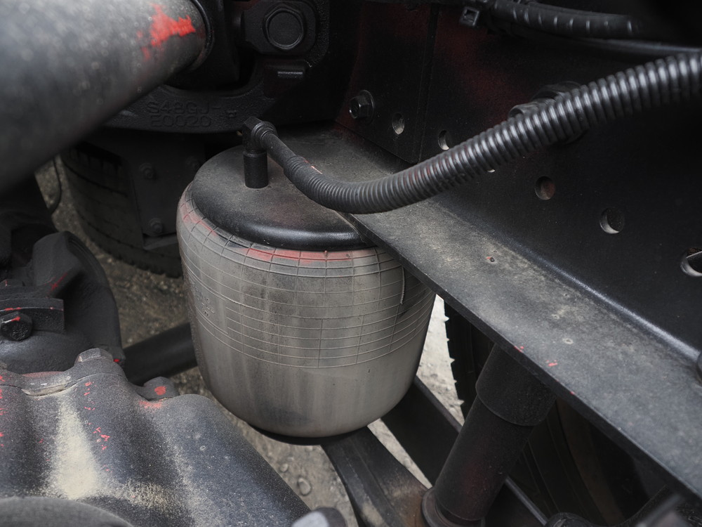 日野 プロフィア トラクタ 大型 QKG-SH1EDAG 年式 H26[写真32]