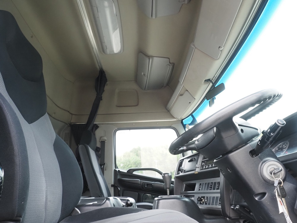 日野 プロフィア トラクタ 大型 QKG-SH1EDAG 年式 H26[写真20]