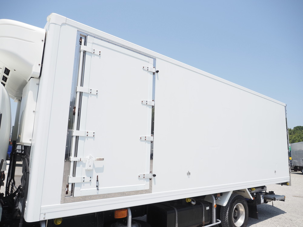 いすゞ フォワード 冷凍バン 中型 PKG-FRR90T2 年式 H22[写真13]