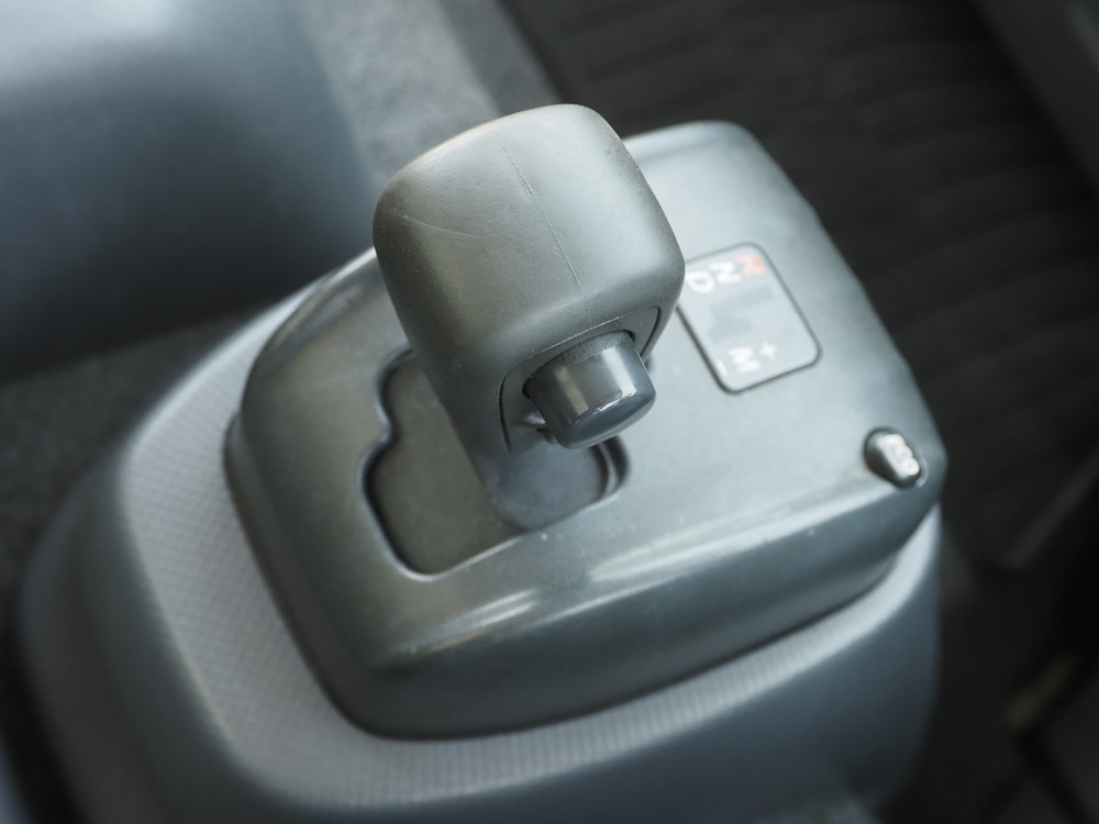 いすゞ フォワード 冷凍バン 中型 PKG-FRR90T2 年式 H22[写真26]