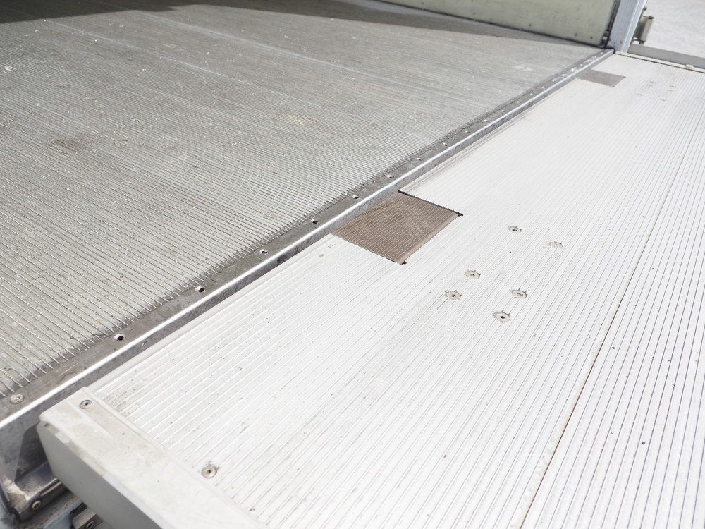 日野 レンジャープロ 冷凍バン 中型 TKG-FC9JKAG 年式 H26[写真16]