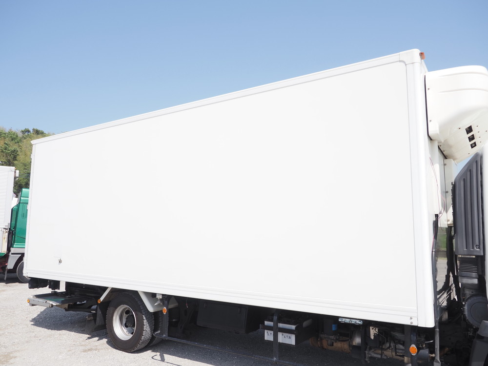 日野 レンジャープロ 冷凍バン 中型 TKG-FC9JKAG 年式 H26[写真06]