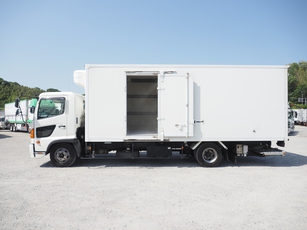日野 レンジャープロ 冷凍バン 中型 TKG-FC9JKAG 年式 H26[写真09]