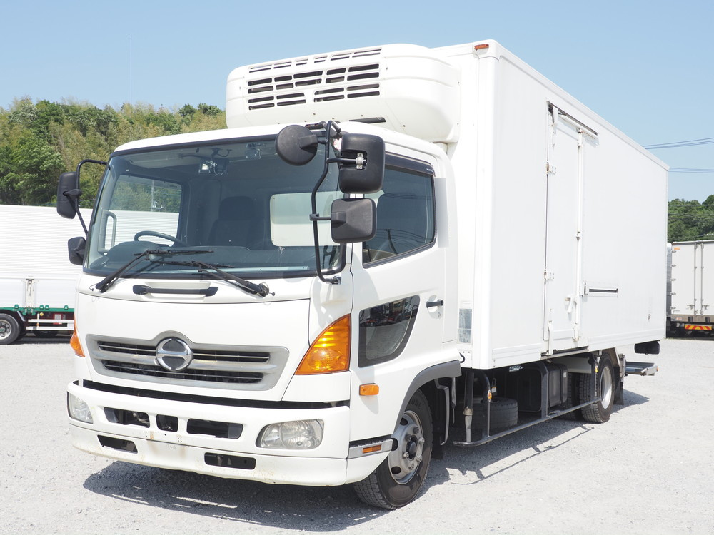 日野 レンジャープロ 冷凍バン 中型 TKG-FC9JKAG 年式 H26[写真01]