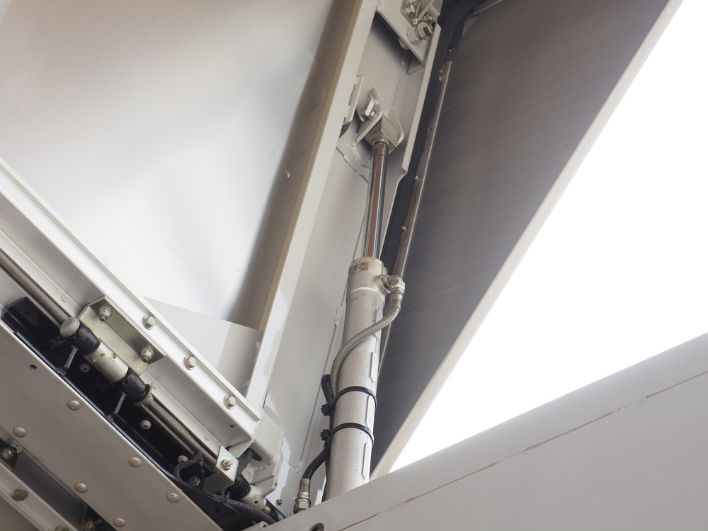 いすゞ フォワード ウイング車 中型 SKG-FRR90S2 年式 H24[写真13]