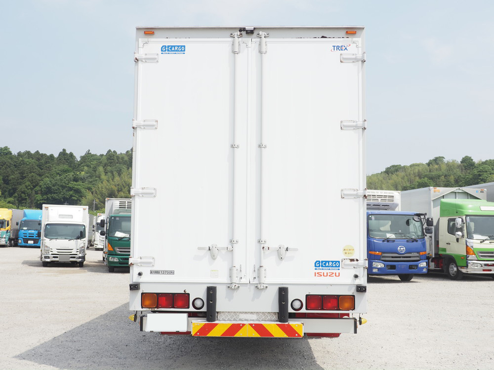 いすゞ ギガ ウイング車 大型 QKG-CYJ77B 年式 H28[写真06]